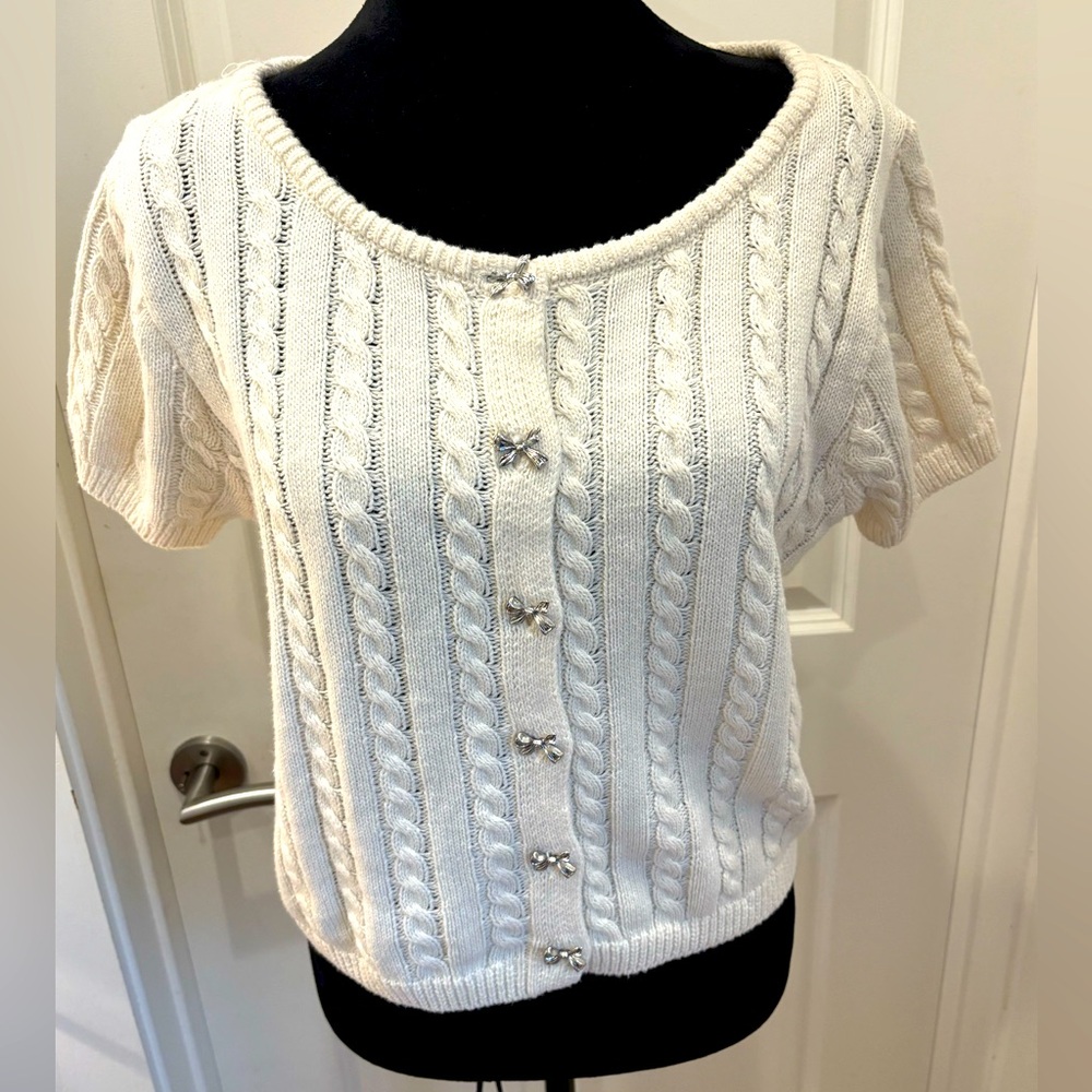 NWT Olive & Oak Light Ivory Cable Knit Cardigan with silver bow buttons- M